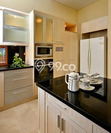 Dijual Rumah Luas Elegan Dengan View Eksklusif di Kemang, Jakarta Selatan Dijual Rumah Luas Elegan Dengan View Eksklusif di Kemang, Jakarta Selatan