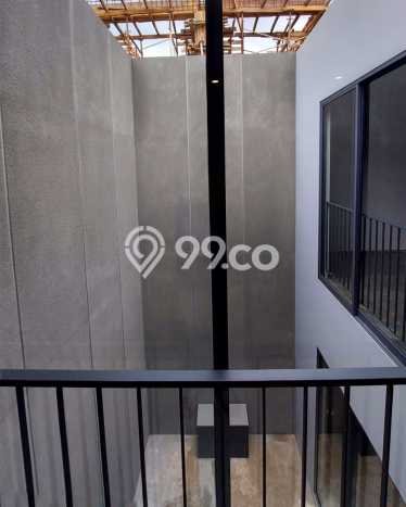 Siap Huni Rumah Mewah 4 Kamar di Cinere Dekat ke Mana Saja Siap Huni Rumah Mewah 4 Kamar di Cinere Dekat ke Mana Saja