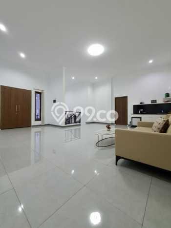 Hunian Elit LB 435m2 Siap Pakai Desain Elegan di Pondok Pinang, Jakarta Selatan Hunian Elit LB 435m2 Siap Pakai Desain Elegan di Pondok Pinang, Jakarta Selatan