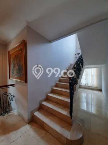 Rumah Luxury Modern Tanpa Renovasi di Pondok Indah Jakarta Selatan Rumah Luxury Modern Tanpa Renovasi di Pondok Indah Jakarta Selatan
