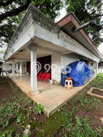 Siap Huni Hunian Elit 5 Kamar di Kebayoran Baru Dekat ke Mana Saja Siap Huni Hunian Elit 5 Kamar di Kebayoran Baru Dekat ke Mana Saja