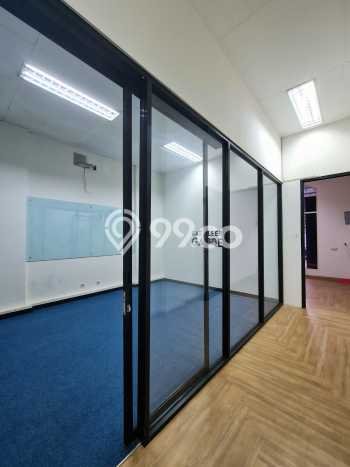 Ruko Dijual di Prime Area Jakarta Selatan Luas 200m2 Ruko Dijual di Prime Area Jakarta Selatan Luas 200m2