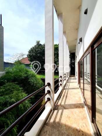 Dijual Hunian Mewah dengan Fasilitas Sekitar Komplit di Menteng, Jakarta Pusat Dijual Hunian Mewah dengan Fasilitas Sekitar Komplit di Menteng, Jakarta Pusat