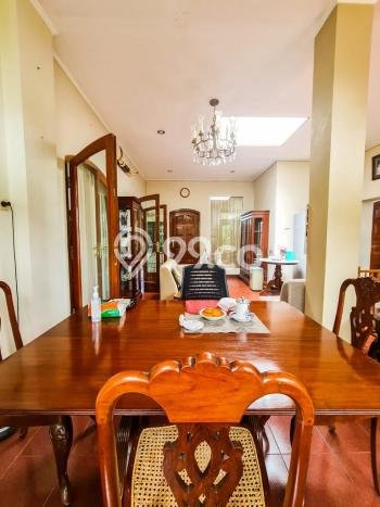 Siap Huni Hunian Elit 4 Kamar di Menteng Dekat ke Mana Saja Siap Huni Hunian Elit 4 Kamar di Menteng Dekat ke Mana Saja