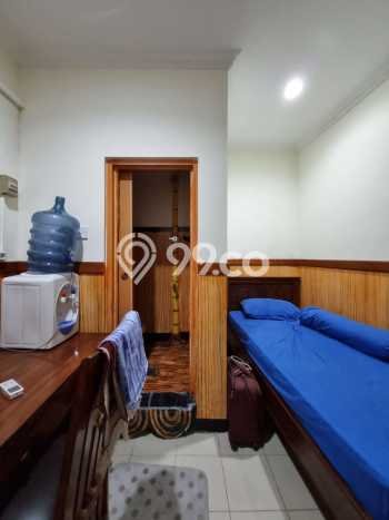 Siap Huni Hunian Elit 21 Kamar di Cilandak Dekat ke Mana Pun Siap Huni Hunian Elit 21 Kamar di Cilandak Dekat ke Mana Pun