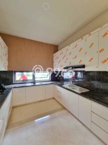 Rumah Elit Modern Siap Huni di Kemang Jakarta Selatan Rumah Elit Modern Siap Huni di Kemang Jakarta Selatan