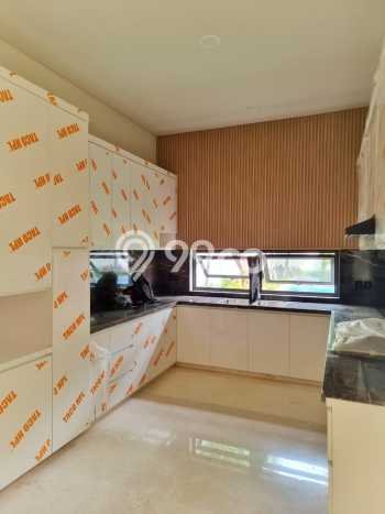 Rumah Elit Modern Siap Huni di Kemang Jakarta Selatan Rumah Elit Modern Siap Huni di Kemang Jakarta Selatan