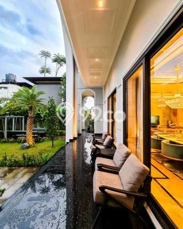 Dijual Rumah Premium dengan Fasilitas Sekitar Komplit di Cilandak, Jakarta Selatan Dijual Rumah Premium dengan Fasilitas Sekitar Komplit di Cilandak, Jakarta Selatan