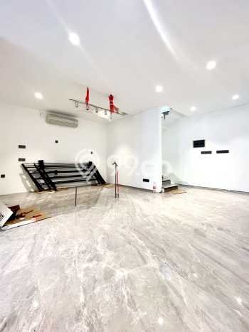 Rumah Area Strategis di Pondok Indah, Jakarta Selatan, Luas 136m² Bangunan 400m² Rumah Area Strategis di Pondok Indah, Jakarta Selatan, Luas 136m² Bangunan 400m²