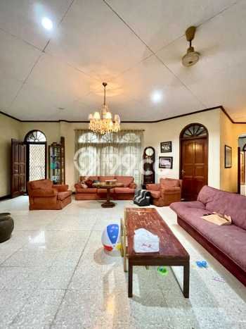Rumah Luxury Modern Siap Huni di Pondok Indah Jakarta Selatan Rumah Luxury Modern Siap Huni di Pondok Indah Jakarta Selatan