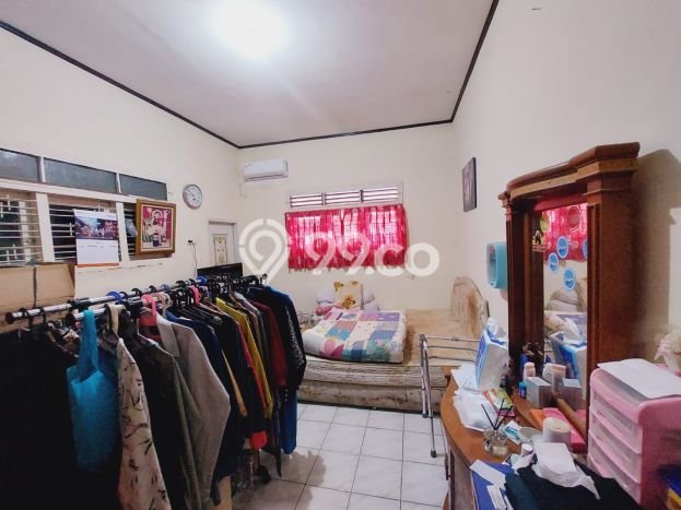 HOT LISTING! Rumah Siap Huni di Tebet, Jakarta Selatan, Luas 176m2m² Bangunan 200m2m² HOT LISTING! Rumah Siap Huni di Tebet, Jakarta Selatan, Luas 176m2m² Bangunan 200m2m²