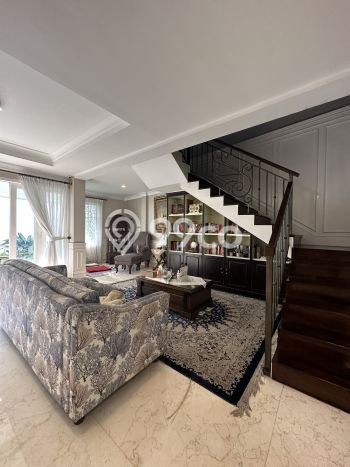 Rumah Lingkungan Asri kawasan Cipete, Jakarta Selatan, Luas 350m2m² Bangunan 500m2m² Rumah Lingkungan Asri kawasan Cipete, Jakarta Selatan, Luas 350m2m² Bangunan 500m2m²