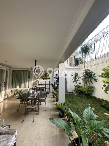 Rumah Lingkungan Asri kawasan Cipete, Jakarta Selatan, Luas 350m2m² Bangunan 500m2m² Rumah Lingkungan Asri kawasan Cipete, Jakarta Selatan, Luas 350m2m² Bangunan 500m2m²