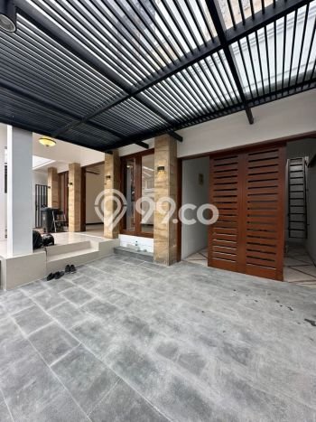Rumah Mewah LB 280m2 Siap Huni Desain Elegan di Pondok Indah, Jakarta Selatan Rumah Mewah LB 280m2 Siap Huni Desain Elegan di Pondok Indah, Jakarta Selatan