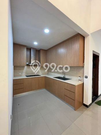 Rumah Mewah LB 280m2 Siap Huni Desain Elegan di Pondok Indah, Jakarta Selatan Rumah Mewah LB 280m2 Siap Huni Desain Elegan di Pondok Indah, Jakarta Selatan