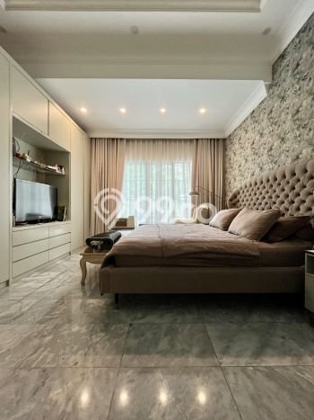 Hunian Mewah LB 696m2 Siap Pakai Desain Elegan di Kemang, Jakarta Selatan Hunian Mewah LB 696m2 Siap Pakai Desain Elegan di Kemang, Jakarta Selatan