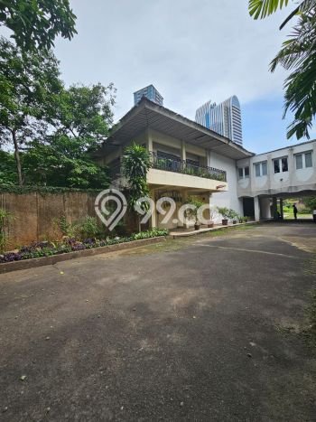 Hunian Elit LB 1500m2 Siap Pakai Desain Elegan di patra kuningan, Jakarta Selatan Hunian Elit LB 1500m2 Siap Pakai Desain Elegan di patra kuningan, Jakarta Selatan