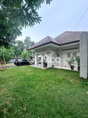 Hot Offer Hunian Mewah Ideal dan Luas di Menteng, Jakarta Pusat Hot Offer Hunian Mewah Ideal dan Luas di Menteng, Jakarta Pusat