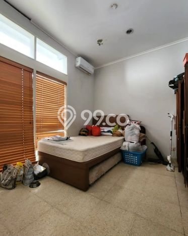 Hunian Elit LB 180m2 Siap Pakai Desain Elegan di Kemang, Jakarta Selatan Hunian Elit LB 180m2 Siap Pakai Desain Elegan di Kemang, Jakarta Selatan