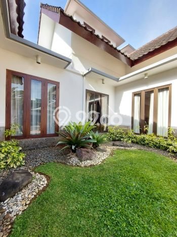 Hunian Mewah Siap Huni LT 1301m2 di Jagakarsa, Jakarta Selatan Hunian Mewah Siap Huni LT 1301m2 di Jagakarsa, Jakarta Selatan
