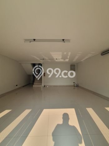 Rumah Bagus di Kemang, Jakarta Selatan, Luas Tanah 515m², Luas Bangunan 510m² Rumah Bagus di Kemang, Jakarta Selatan, Luas Tanah 515m², Luas Bangunan 510m²