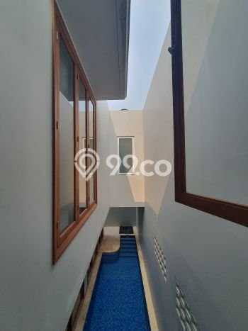 Rumah Elit Modern Tanpa Renovasi di Cipete Jakarta Selatan Rumah Elit Modern Tanpa Renovasi di Cipete Jakarta Selatan