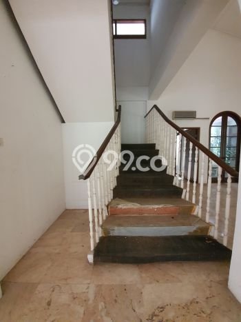 Rumah Mewah LB 400m2 Siap Huni Desain Elegan di Kemang, Jakarta Selatan Rumah Mewah LB 400m2 Siap Huni Desain Elegan di Kemang, Jakarta Selatan