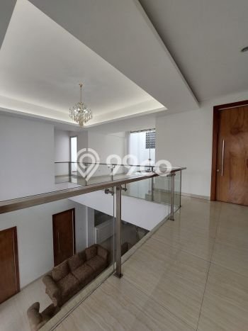 Jual Rumah Luas Megah Dengan View Eksklusif di Ragunan, Jakarta Selatan Jual Rumah Luas Megah Dengan View Eksklusif di Ragunan, Jakarta Selatan