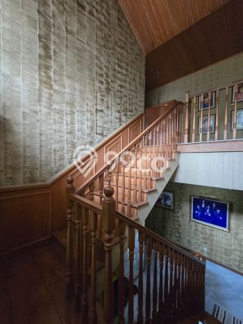 Rumah Elit Modern Siap Huni di Lebak Bulus Jakarta Selatan Rumah Elit Modern Siap Huni di Lebak Bulus Jakarta Selatan