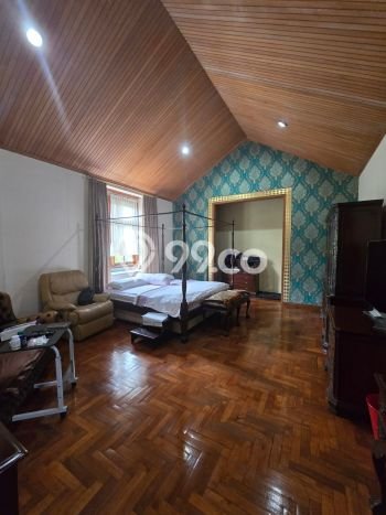 Rumah Elit Modern Siap Huni di Lebak Bulus Jakarta Selatan Rumah Elit Modern Siap Huni di Lebak Bulus Jakarta Selatan