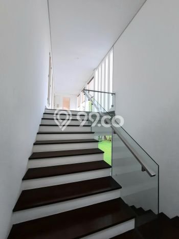 Hunian Elit LB 796m2 Siap Huni Desain Elegan di Cipete, Jakarta Selatan Hunian Elit LB 796m2 Siap Huni Desain Elegan di Cipete, Jakarta Selatan