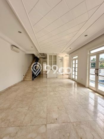Jual Rumah Mewah Elegan Dengan View Cantik di Ampera, Jakarta Selatan Jual Rumah Mewah Elegan Dengan View Cantik di Ampera, Jakarta Selatan