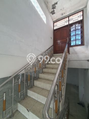 Ruko paling strategis disewakan di Gondangrejo Karanganyar Ruko paling strategis disewakan di Gondangrejo Karanganyar