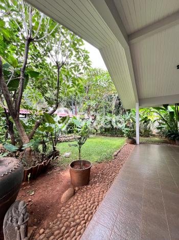 Dijual Rumah Mewah Megah Dengan View Eksklusif di Kemang, Jakarta Selatan Dijual Rumah Mewah Megah Dengan View Eksklusif di Kemang, Jakarta Selatan