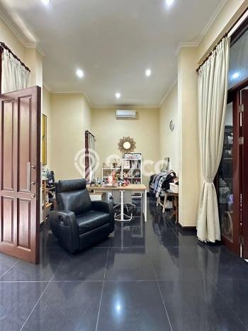 Ready to Use! Luxury House LT 170m2 Desain Elegan di Pondok Indah Ready to Use! Luxury House LT 170m2 Desain Elegan di Pondok Indah