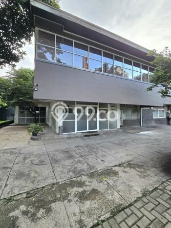 Dijual Rumah Mewah Exclusive di Kebayoran Baru, Jakarta Selatan Dijual Rumah Mewah Exclusive di Kebayoran Baru, Jakarta Selatan