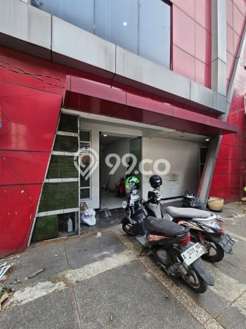 LOKASI STRATEGIS! Ruko di , Luas 600m2m², Akses Strategis LOKASI STRATEGIS! Ruko di , Luas 600m2m², Akses Strategis