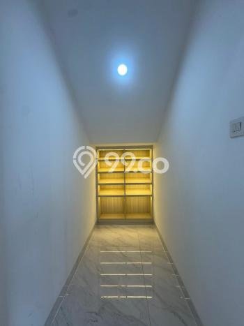 Rumah Luxury Modern Siap Huni di Pondok Indah Jakarta Selatan Rumah Luxury Modern Siap Huni di Pondok Indah Jakarta Selatan