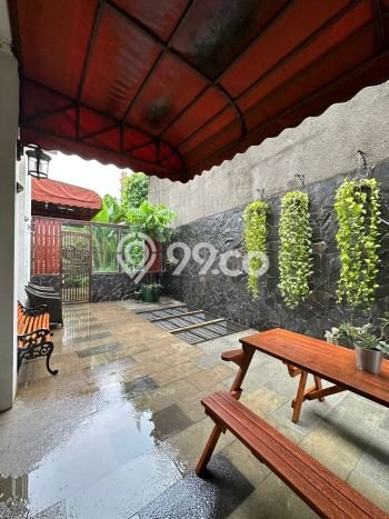 Kesempatan Investasi di Pusat Kota Cilandak, Jakarta Selatan - 5 Kamar Tidur Kesempatan Investasi di Pusat Kota Cilandak, Jakarta Selatan - 5 Kamar Tidur