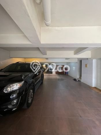Rumah Elit Modern Siap Huni di Pondok Indah Jakarta Selatan Rumah Elit Modern Siap Huni di Pondok Indah Jakarta Selatan