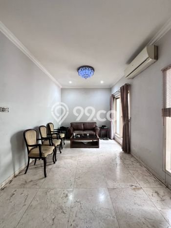 Hunian Eksklusif Dijual LT 325m2 di Kebayoran Baru, Jakarta Selatan Hunian Eksklusif Dijual LT 325m2 di Kebayoran Baru, Jakarta Selatan