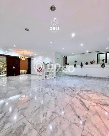 PROMO SPESIAL! Rumah Ready Stock di Pondok Indah, Jakarta Selatan, LT 372m2m² LB 340m2m² PROMO SPESIAL! Rumah Ready Stock di Pondok Indah, Jakarta Selatan, LT 372m2m² LB 340m2m²