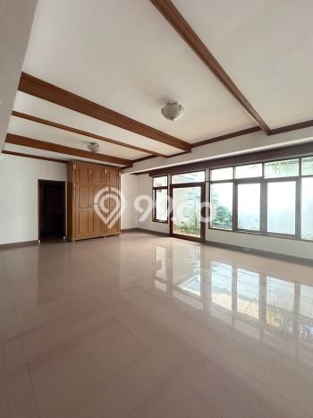 Jual Rumah Mewah Elegan Dengan View Cantik di Kemang, Jakarta Selatan Jual Rumah Mewah Elegan Dengan View Cantik di Kemang, Jakarta Selatan