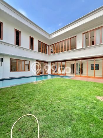 Rumah Berkualitas Kemang, Jakarta Selatan, LT 517m² LB 760m² Rumah Berkualitas Kemang, Jakarta Selatan, LT 517m² LB 760m²