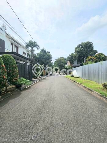 Lahan Dijual Lokasi Strategis di Jakarta Selatan dengan Luas 448m2 Lahan Dijual Lokasi Strategis di Jakarta Selatan dengan Luas 448m2