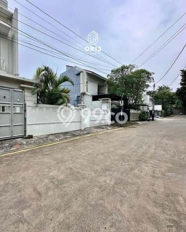 Dijual Tanah di Jakarta Selatan, Luas 230m2 SHM Dijual Tanah di Jakarta Selatan, Luas 230m2 SHM