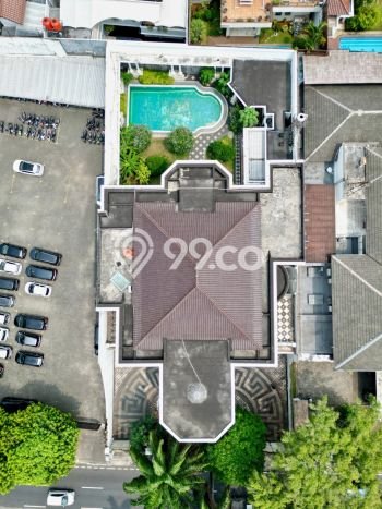Jual Rumah Luas Megah Dengan View Eksklusif di Pondok Indah, Jakarta Selatan Jual Rumah Luas Megah Dengan View Eksklusif di Pondok Indah, Jakarta Selatan