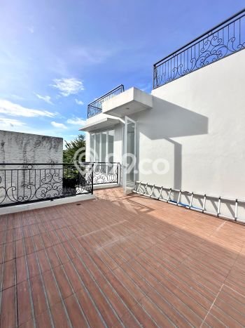 Kesempatan Langka Memiliki Rumah LT 131m2m² / LB 240m2m² di Kawasan Komersial Jagakarsa, Jakarta Selatan Kesempatan Langka Memiliki Rumah LT 131m2m² / LB 240m2m² di Kawasan Komersial Jagakarsa, Jakarta Selatan