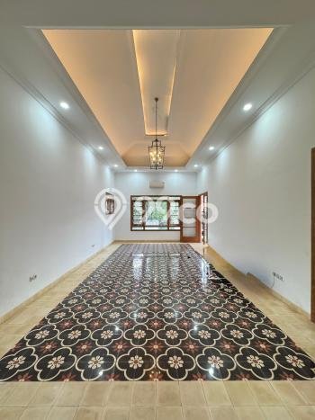 Rumah Eksklusif Dijual LT 605m2 di Kebayoran Baru, Jakarta Selatan Rumah Eksklusif Dijual LT 605m2 di Kebayoran Baru, Jakarta Selatan