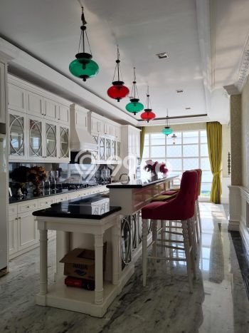 Rumah Luxury Modern Siap Huni di Kemang Jakarta Selatan Rumah Luxury Modern Siap Huni di Kemang Jakarta Selatan